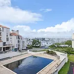 Appartement A La Rochelle Avec Piscine Et Parking - Fr-1-825-63